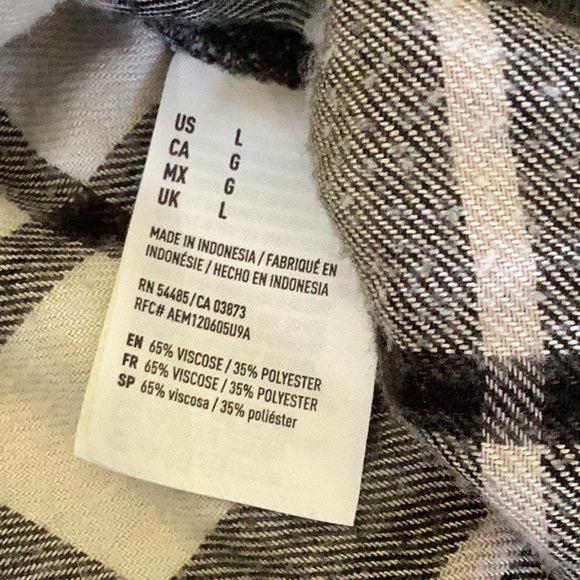American eagle, jegging fit plaid black/white top, L - Picture 5 of 5